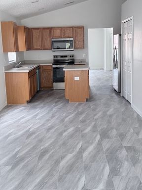 805 Brayton Lane photo 5