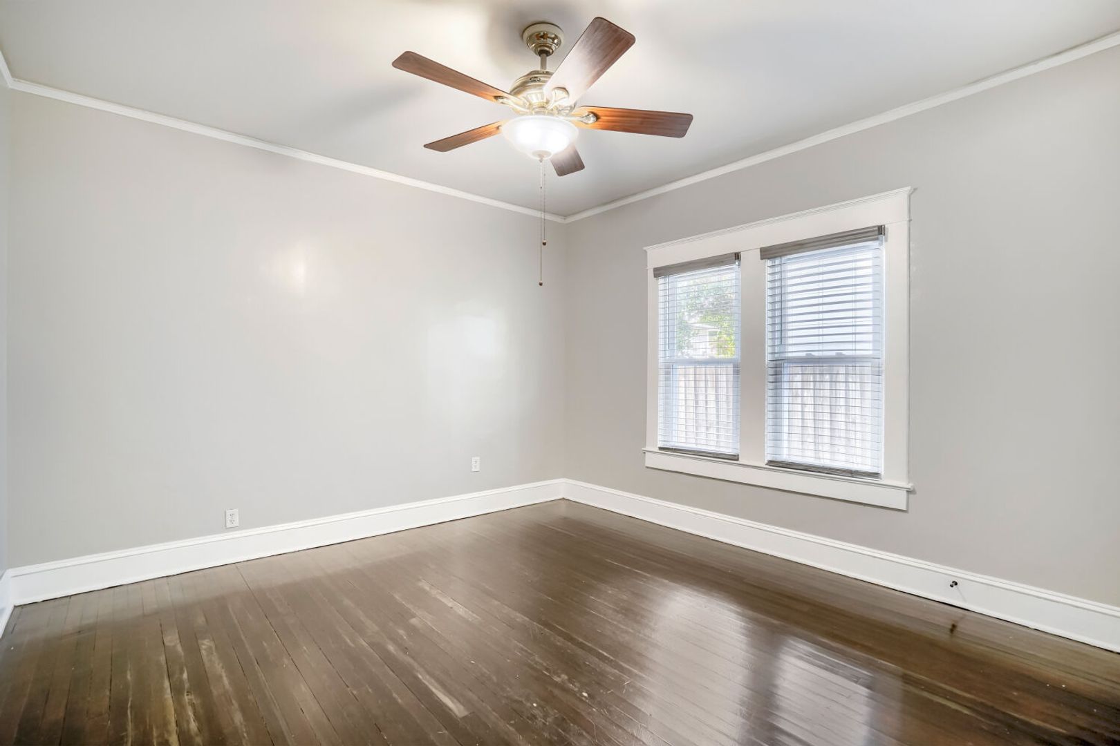 213 W. Frierson 10 of 12