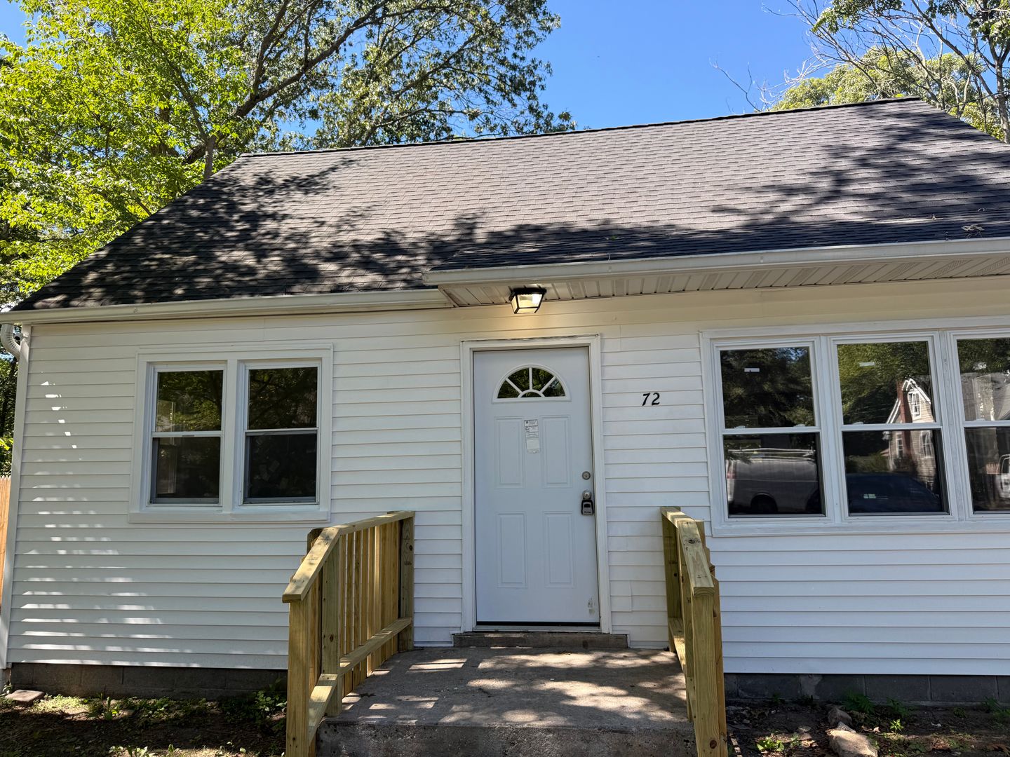 Coram House: 72 Judith Dr