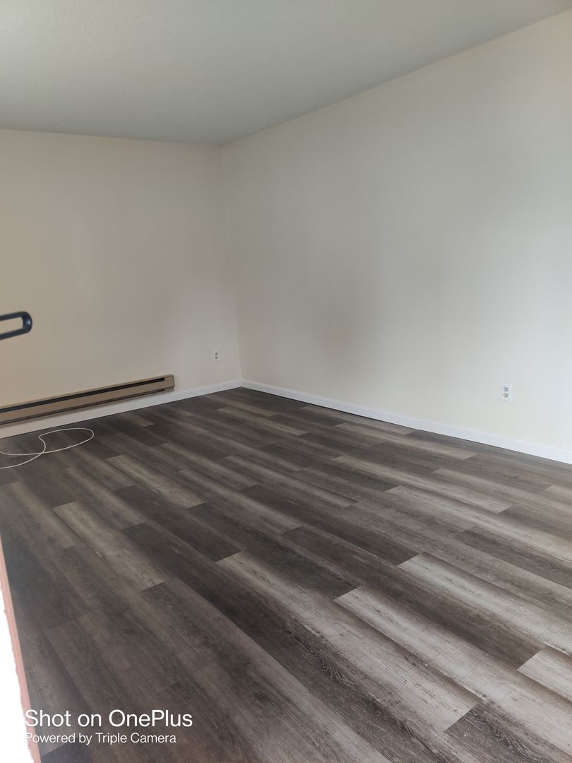 Waterbury Apartment: 26 & 32 Farragut St