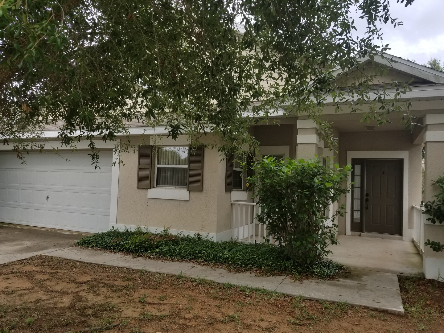 Tavares House: 1321 Kellogg Drive