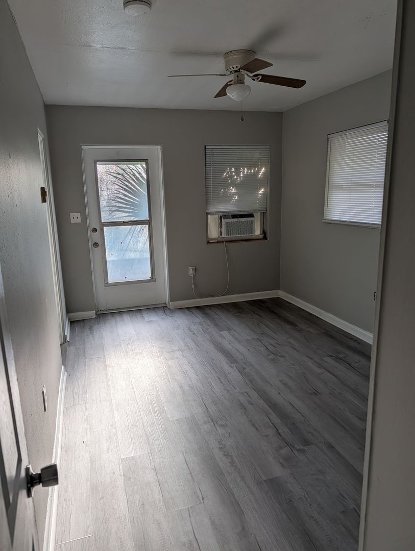 Mount Dora House: 608 N Baker Street