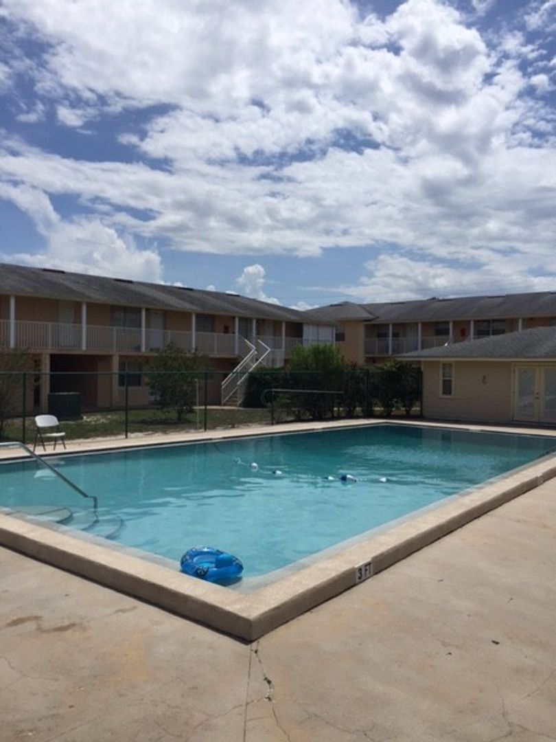 Mount Dora House: 1400 Eudora Road #C29