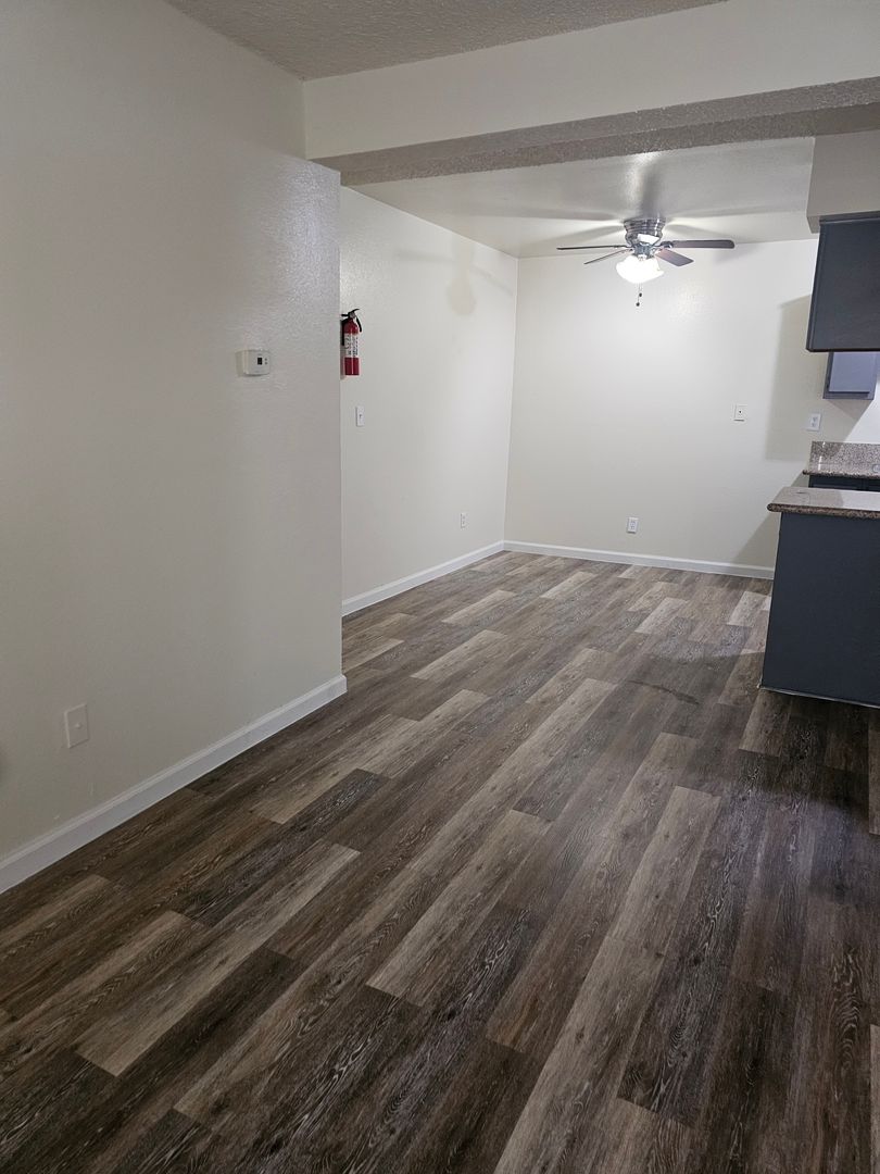 Adelanto Apartment: 11775 Bartlett Ave.