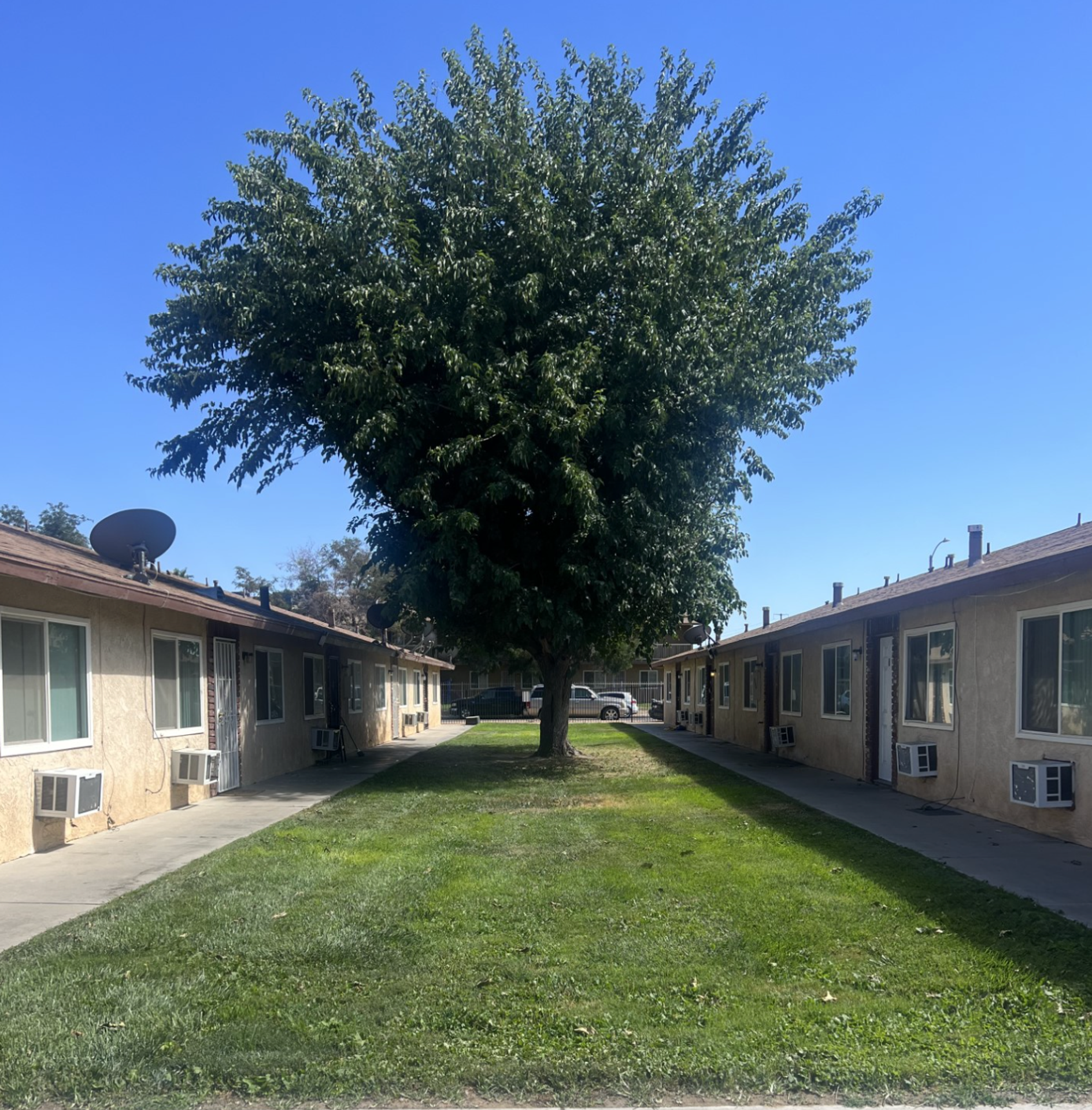 Adelanto Apartment: 18400 Montezuma St.