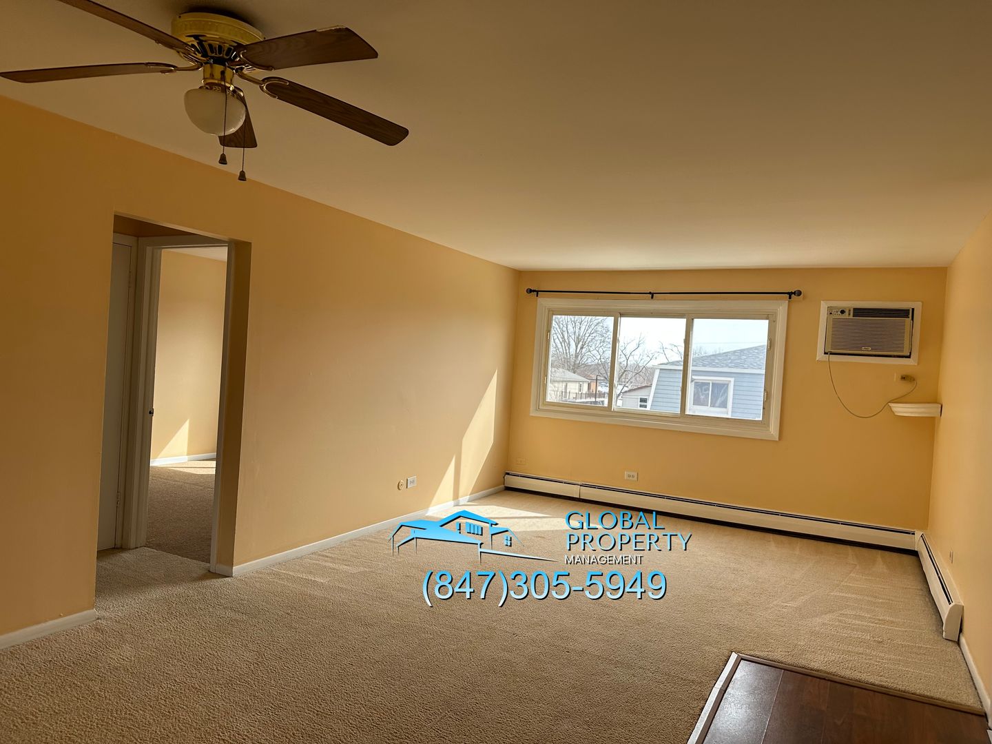 Fox Lake Apartment: 260 E Grand Ave