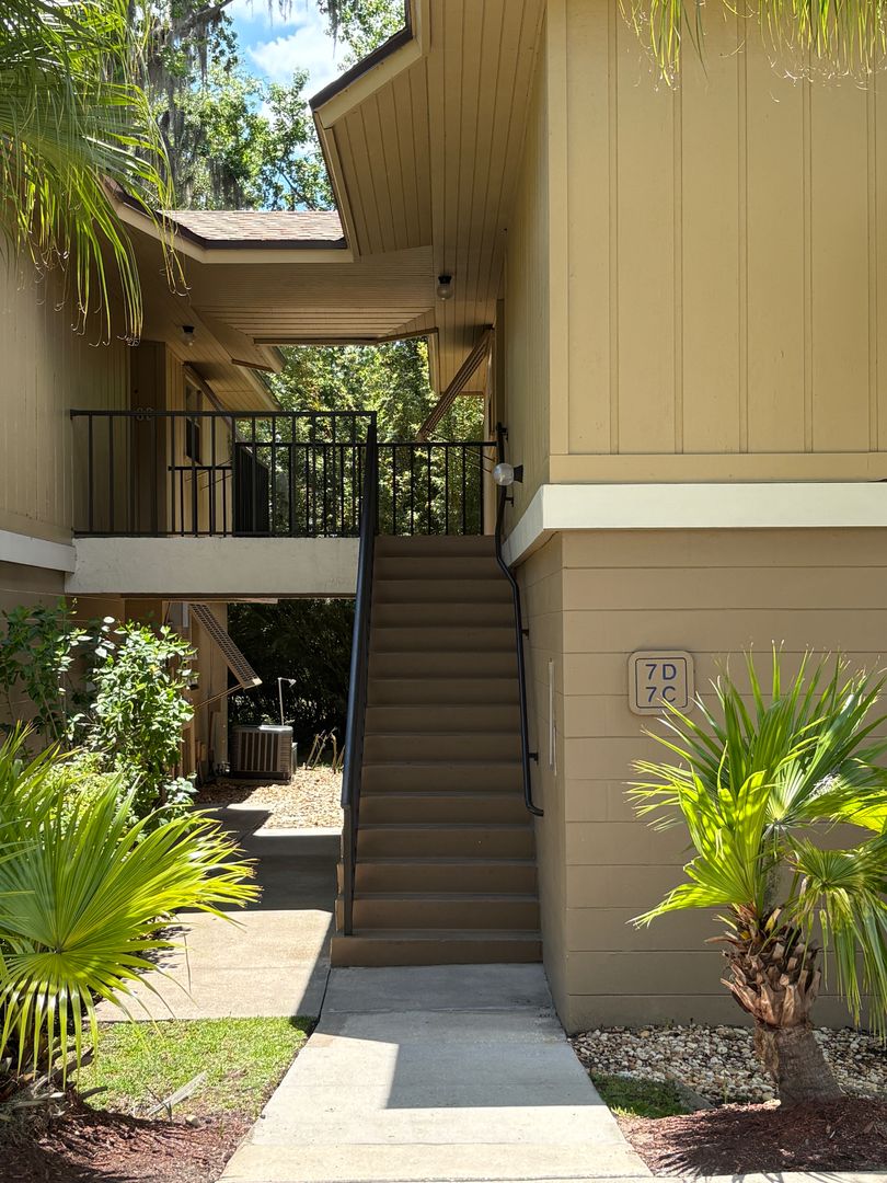 Deltona Condo: 140 Orchid Woods Court