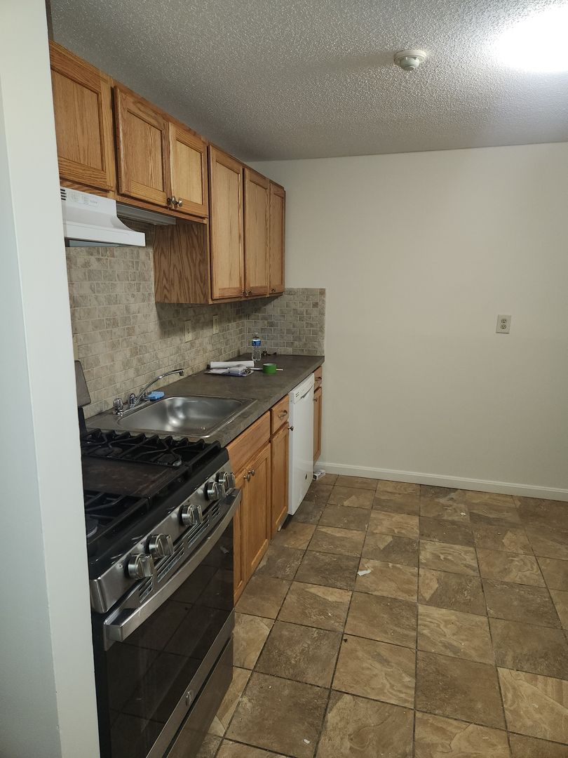 Lynn Apartment: 631 Eastern Avenue