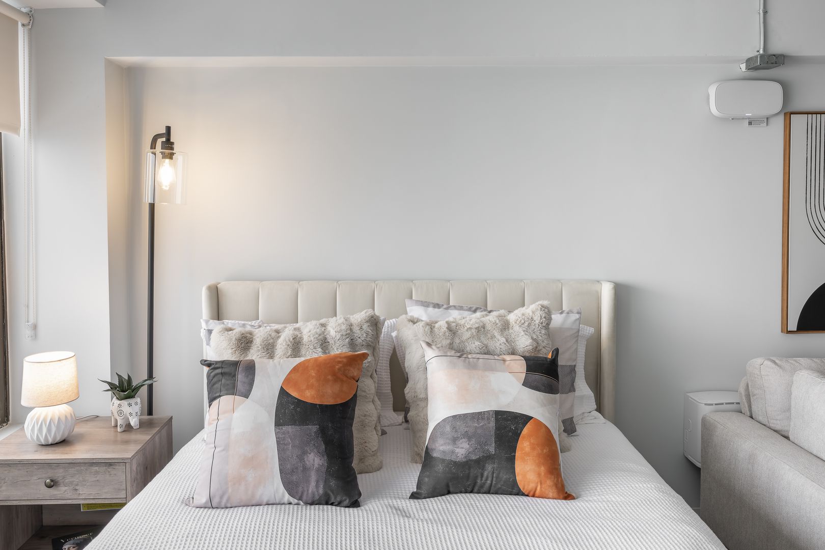 Erie Apartment: 16 West 10th Street