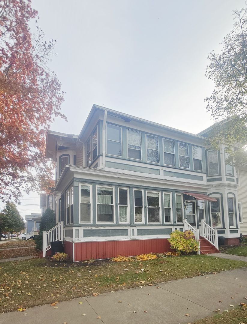 Erie Apartment: 461/501 Walnut Street