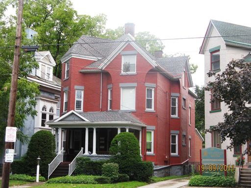 333 West 6th Street -Second Floor - Three Bedrooms – photo 1
