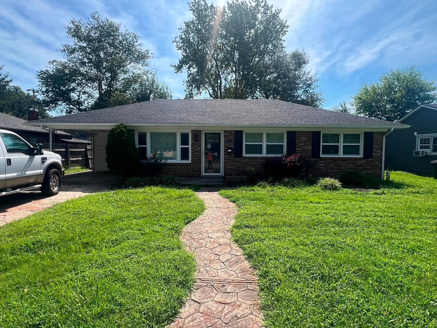 Owensboro House: 2529 Lewis Ln