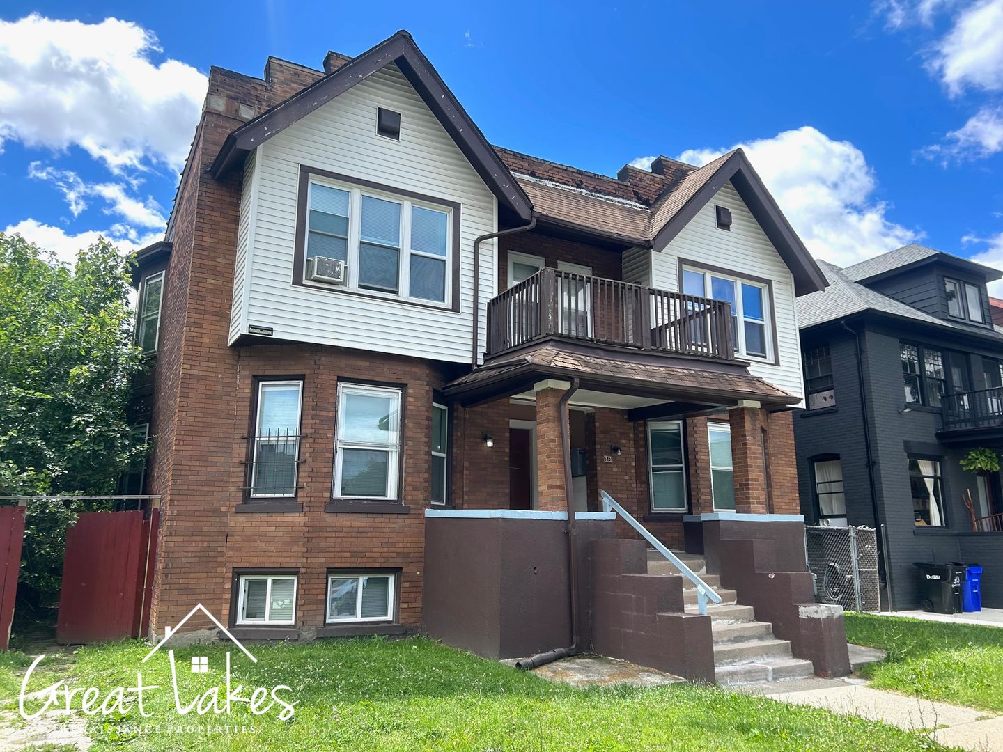 Detroit Apartment: 645 Gladstone St