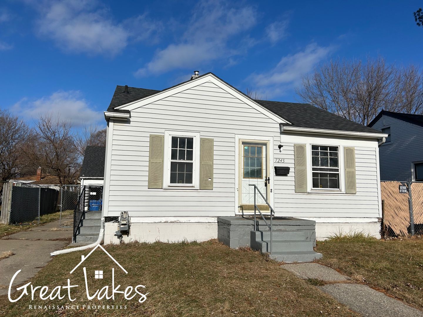 Warren House: 7245 Jackson Ave