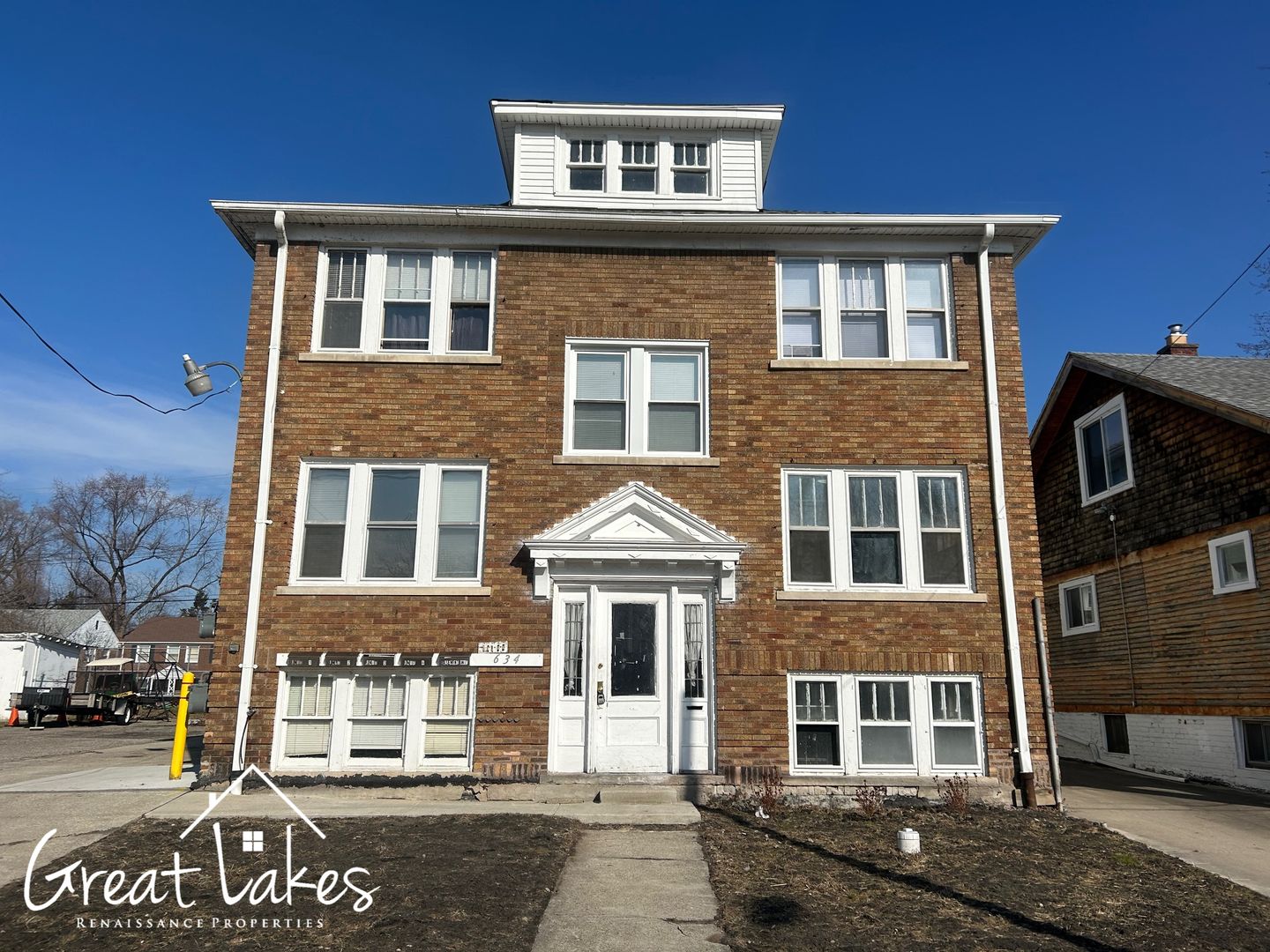 Detroit Apartment: 634 Ashland St