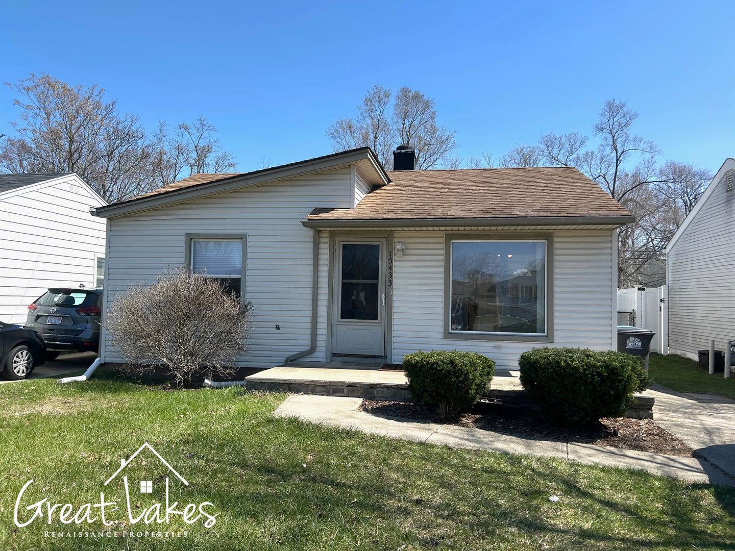 Taylor House: 15433 Burr St