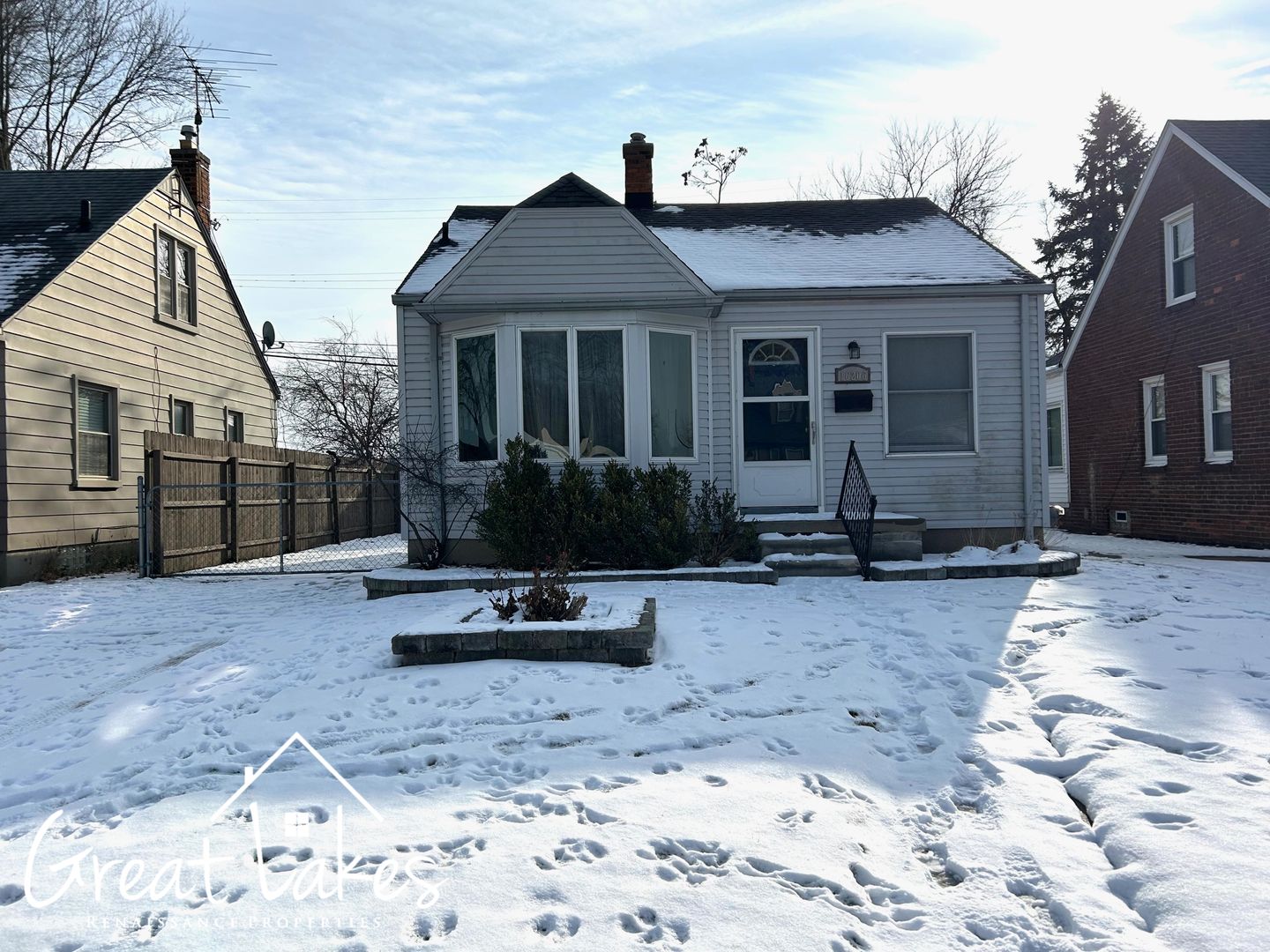 Eastpointe House: 16206 Forest Ave