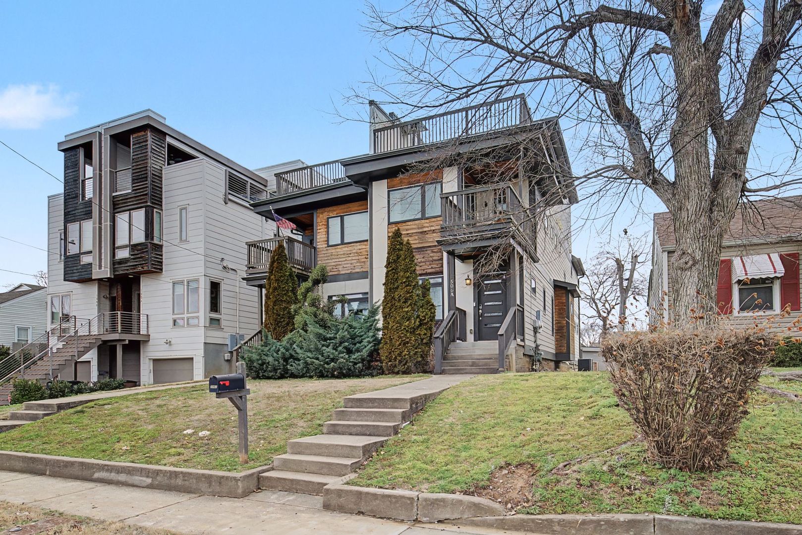 Nashville House: 506-A Buchanan Street