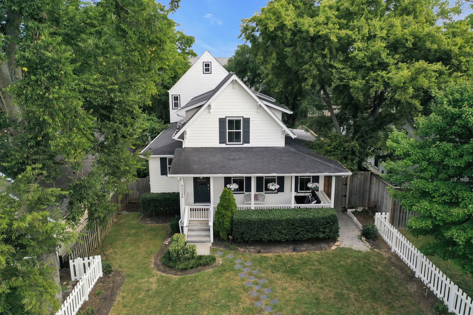 Nashville House: 4008 Nevada Avenue