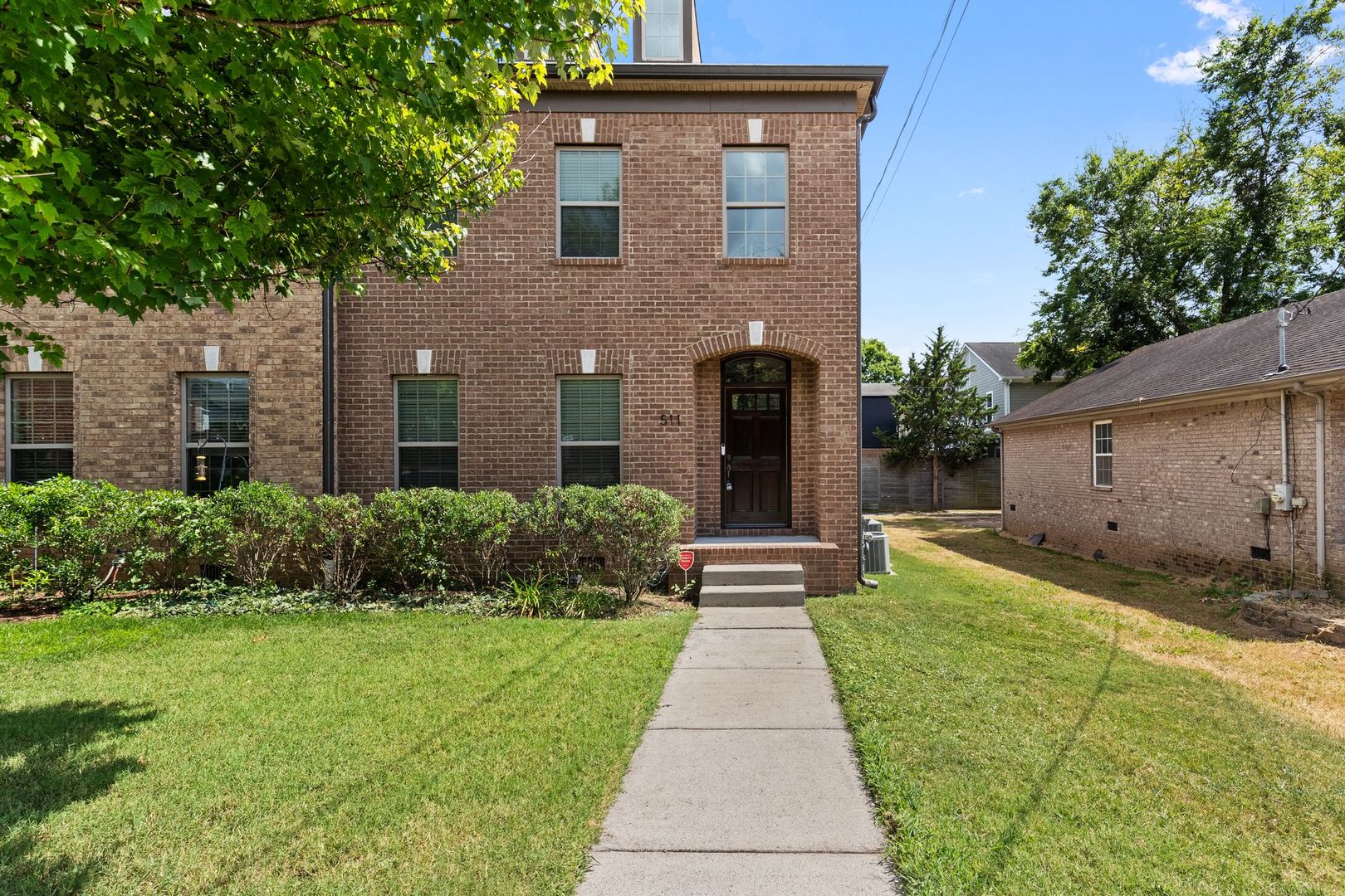 Nashville Townhome: 511 Buchanan Street