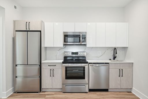Washer and Dryer In-Unit - Brand New 1 Bedroom with In-Unit Laundry! – photo 1