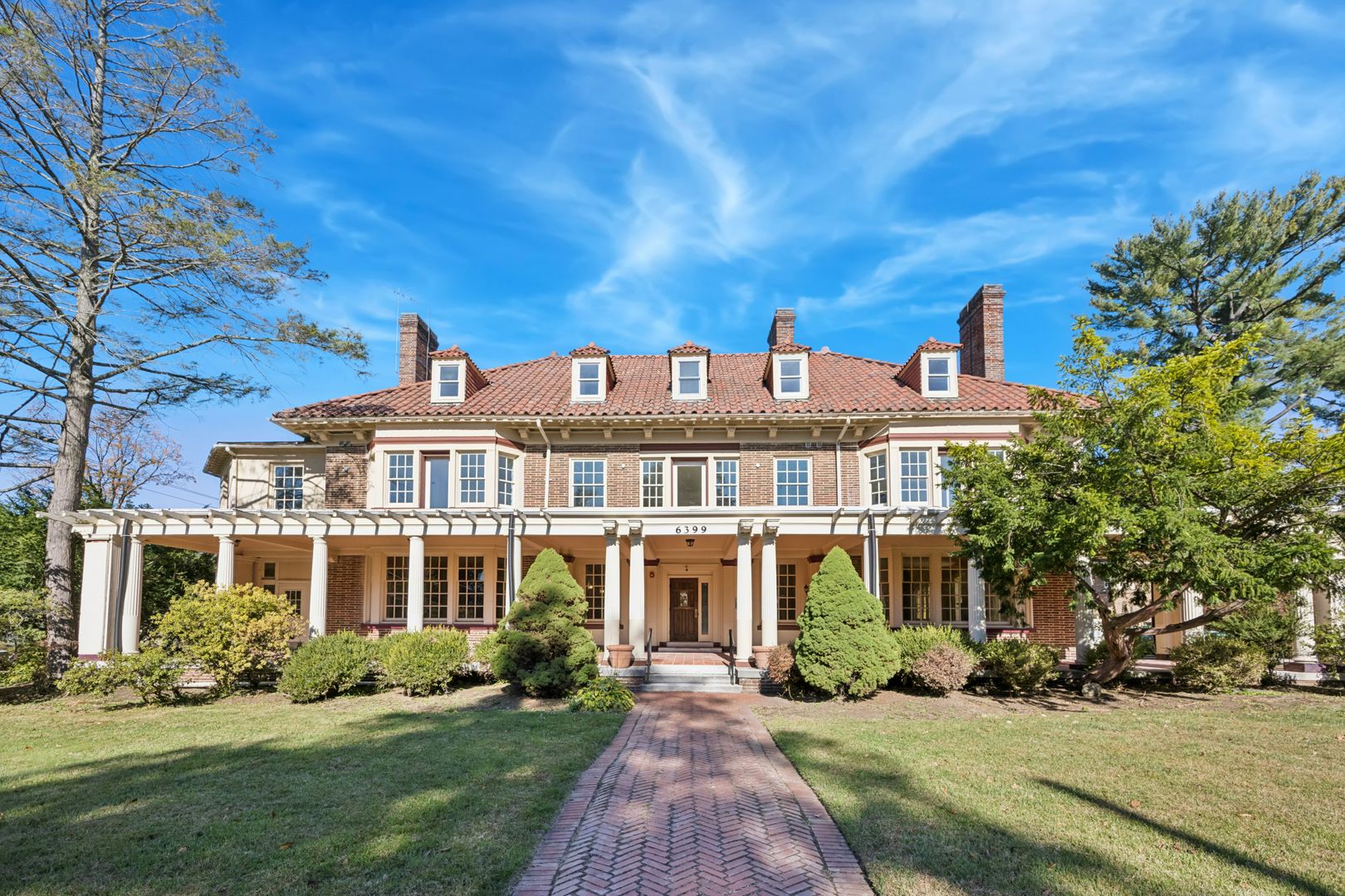 Philadelphia Apartment: 6399 Drexel Rd