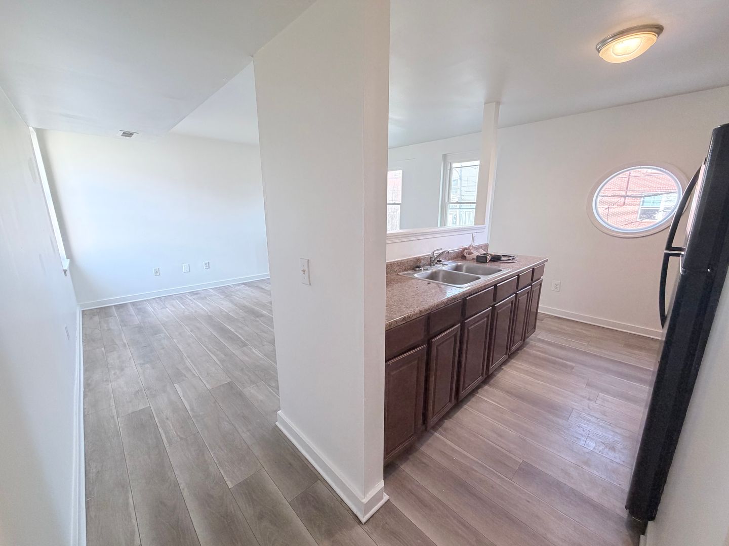 Philadelphia Apartment: 831-67 N 41st St