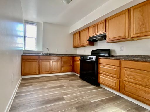 4007 Aspen St B - PHA Ready! – photo 1