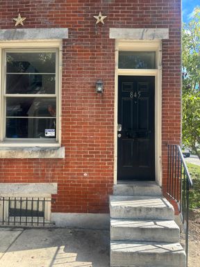 4 Bedroom Rental – 845-47 Palm St, Philadelphia, PA 19104