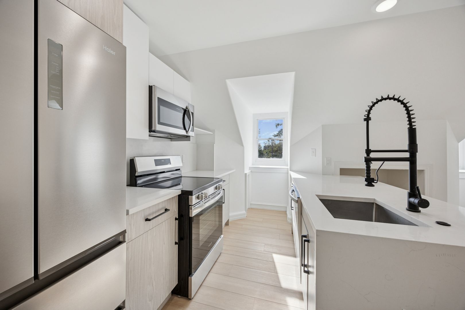 Philadelphia Apartment: 6399 Drexel Rd