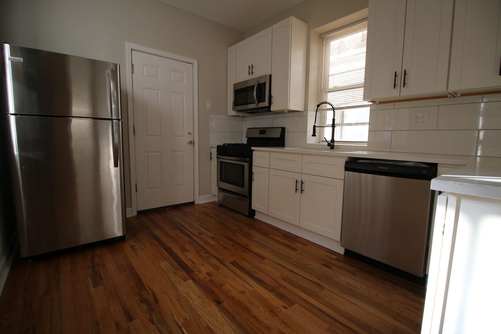 Chicago Apartment: 4830-32 N. Drake Ave.