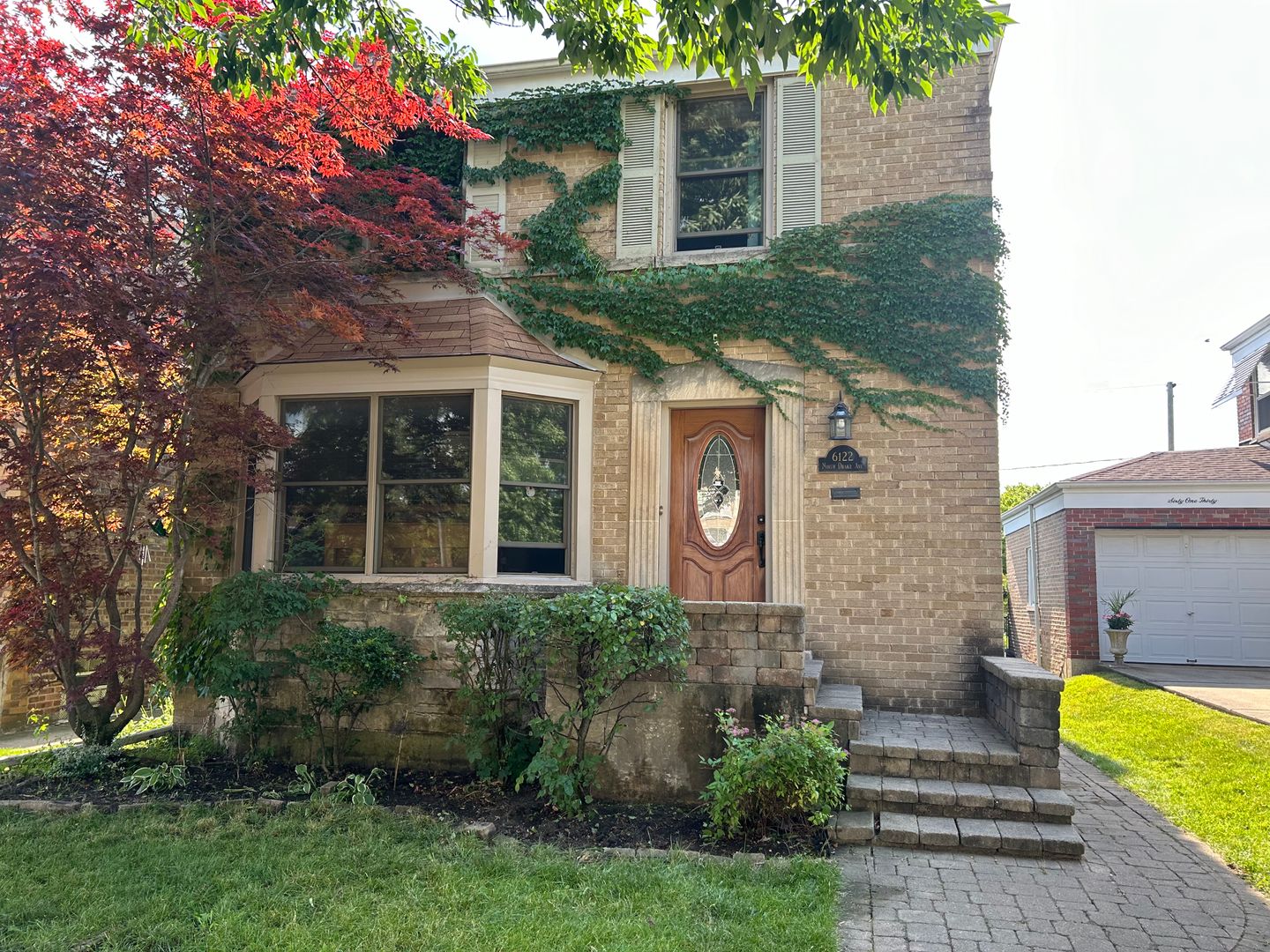 Chicago House: 6122 N Drake Ave.