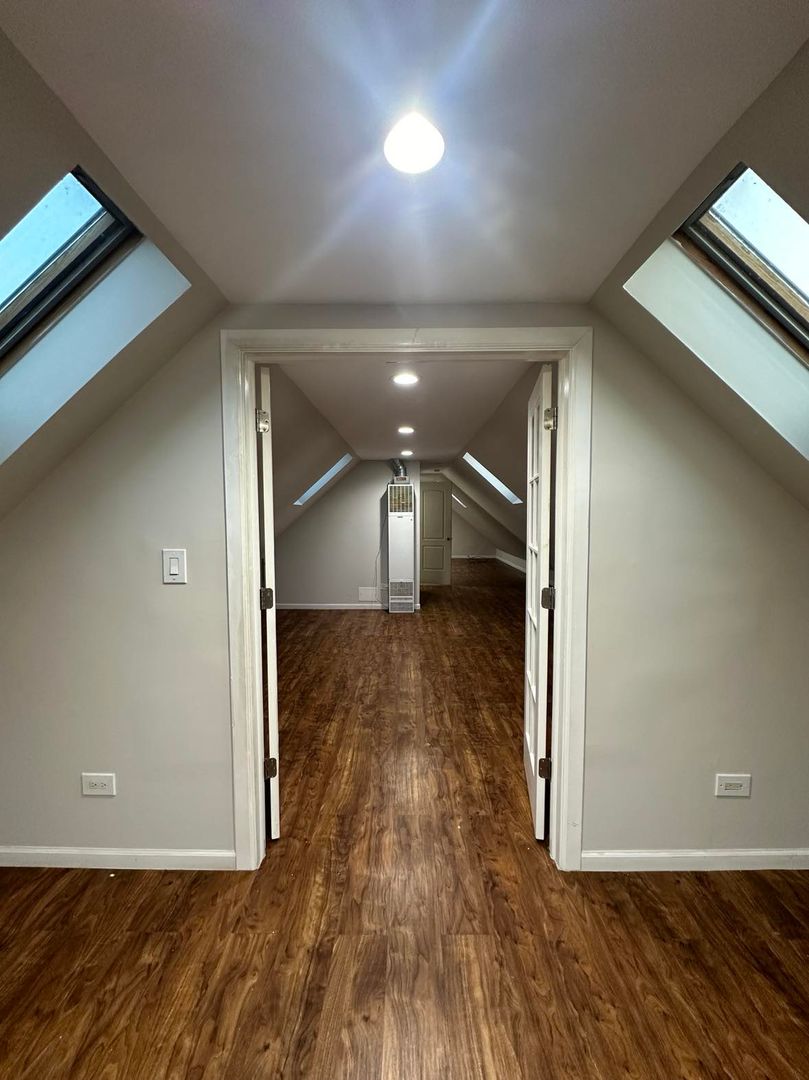Chicago Apartment: 3709 West Diversey Avenue