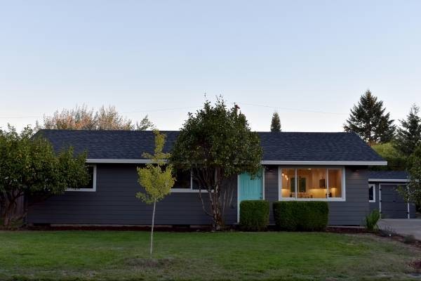Vancouver House: 7523 E. Delaware Lane