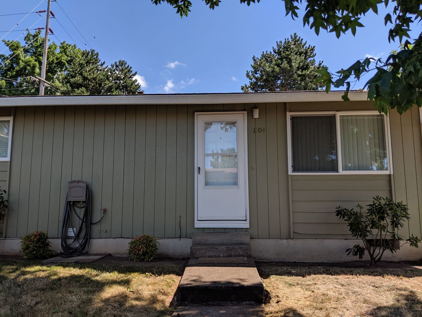 Vancouver Apartment: 1104 W 36th Street