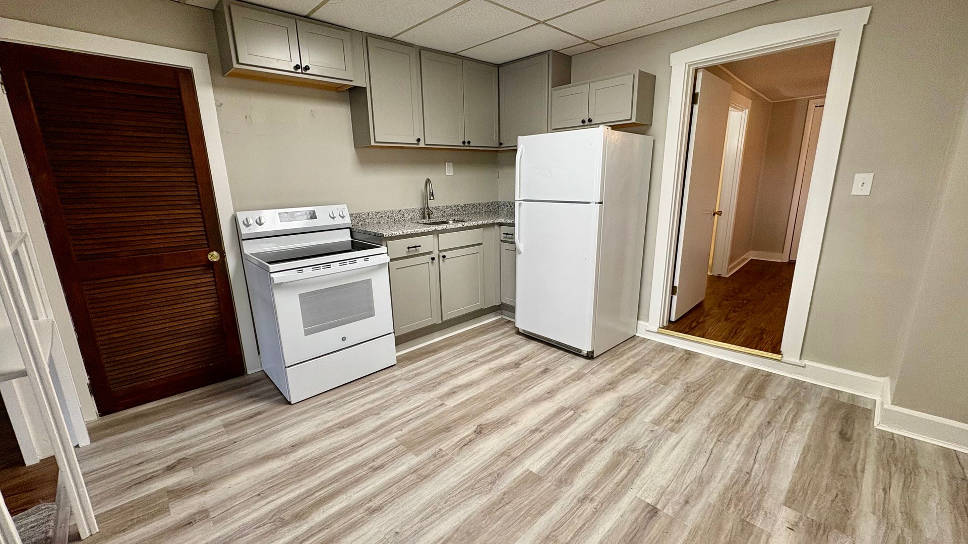Elizabethtown Apartment: 145-147 W. High Street