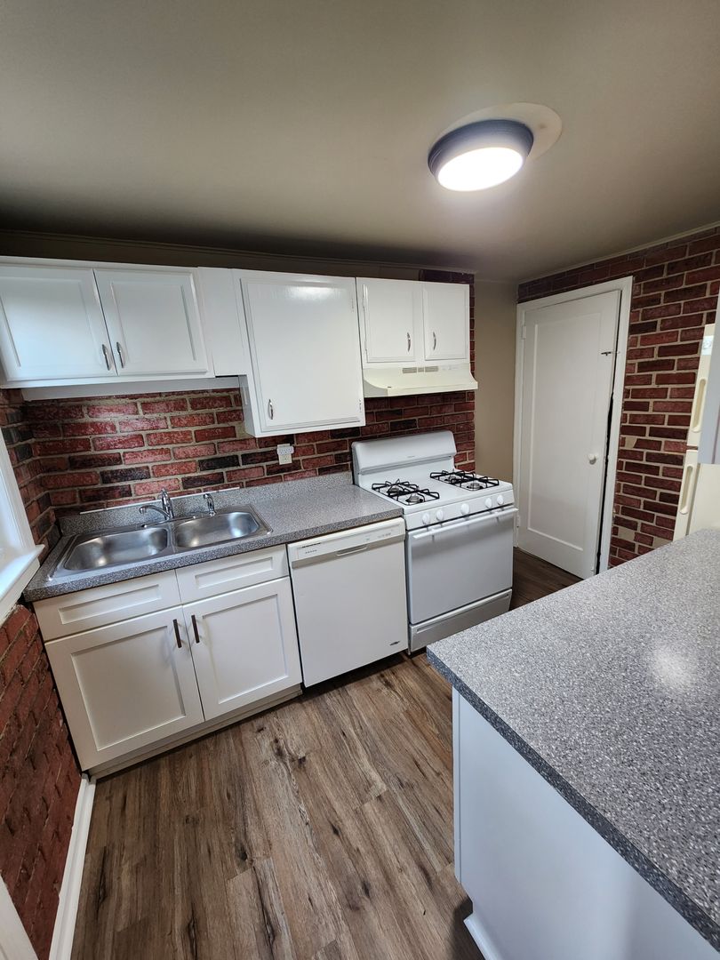 Harrisburg House: 2618 Waldo Street