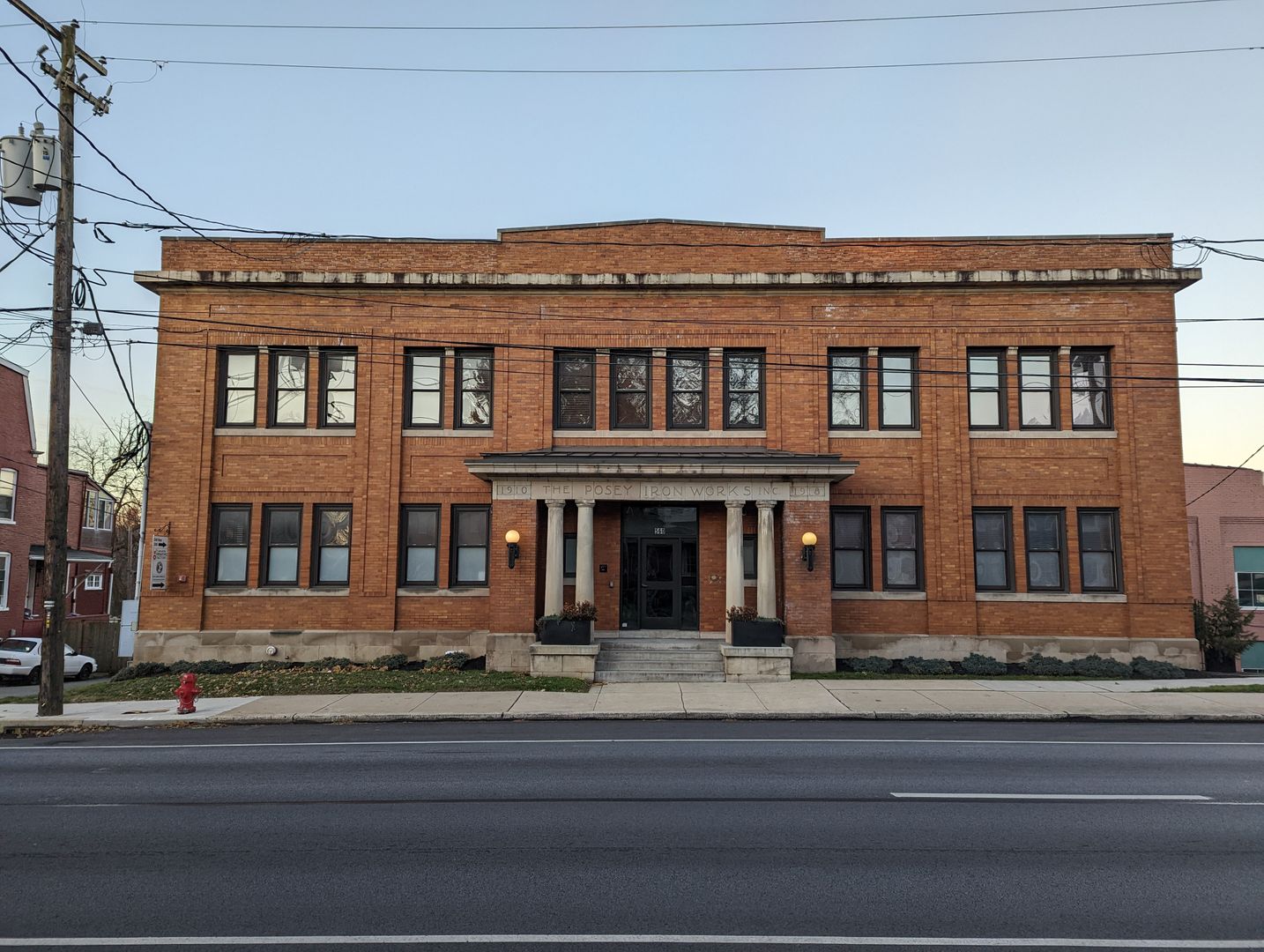 Lancaster Apartment: 560 S Prince Street