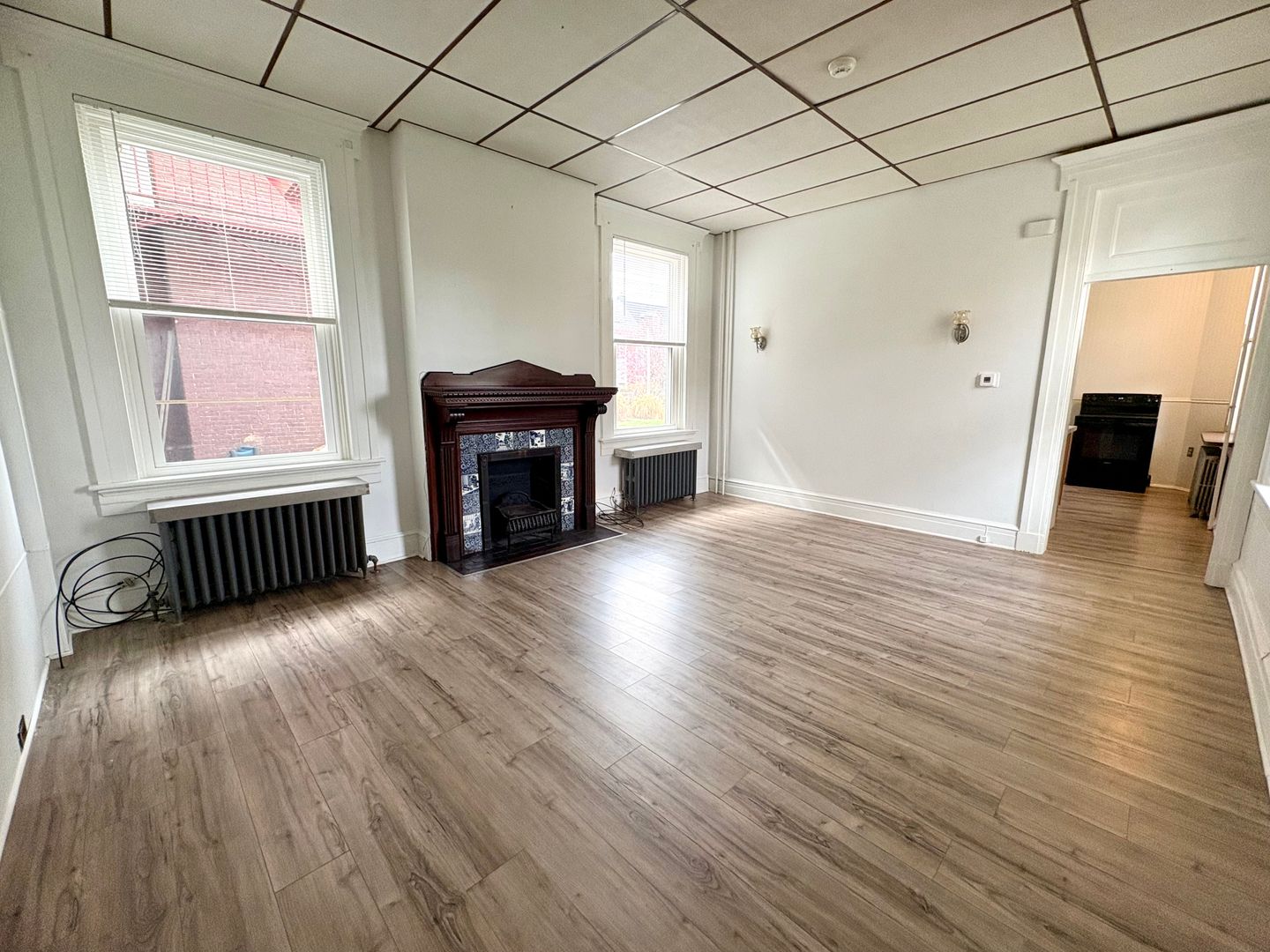 Lebanon Apartment: 427 Cumberland St