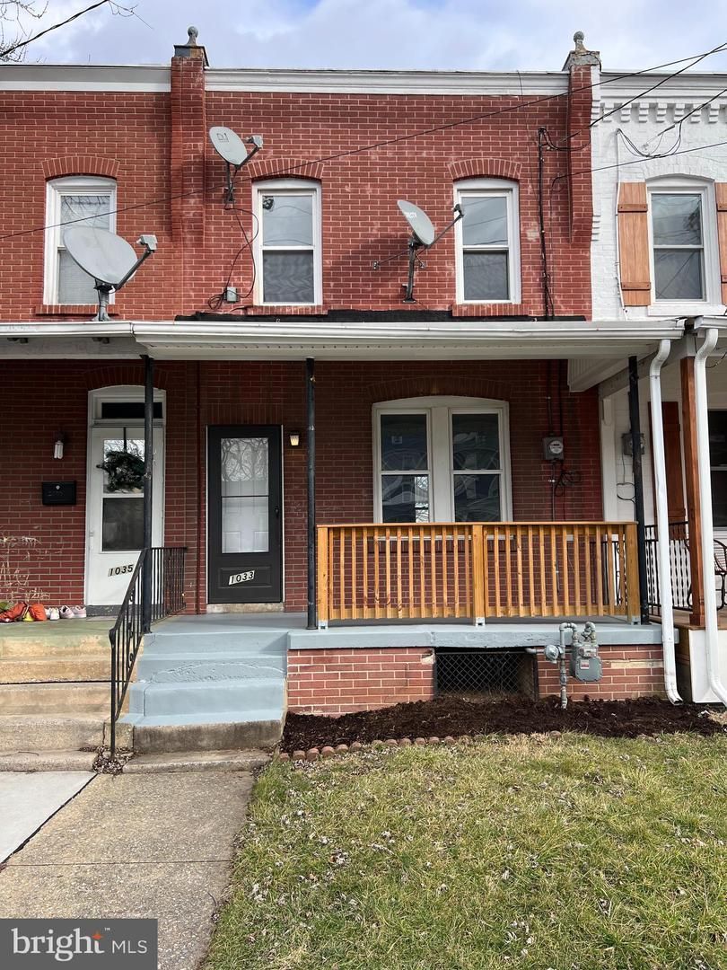 3 Bedroom Home Near Downtown Lancaster 