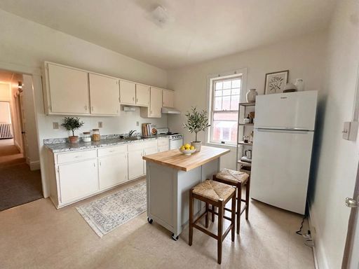 1 Bedroom 1 Bathroom in Elizabethtown w/ Bonus Room!