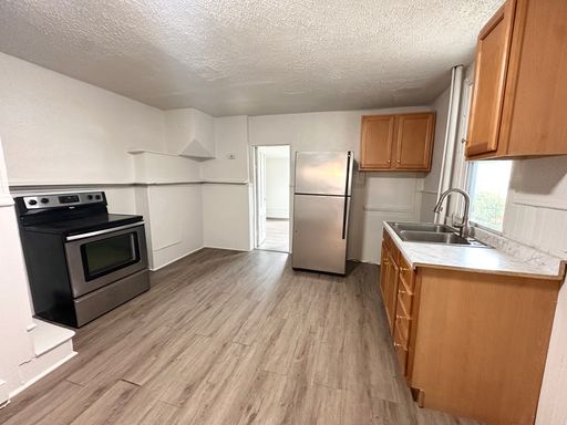 1 Bedroom 1 Bathroom in York! – photo 1