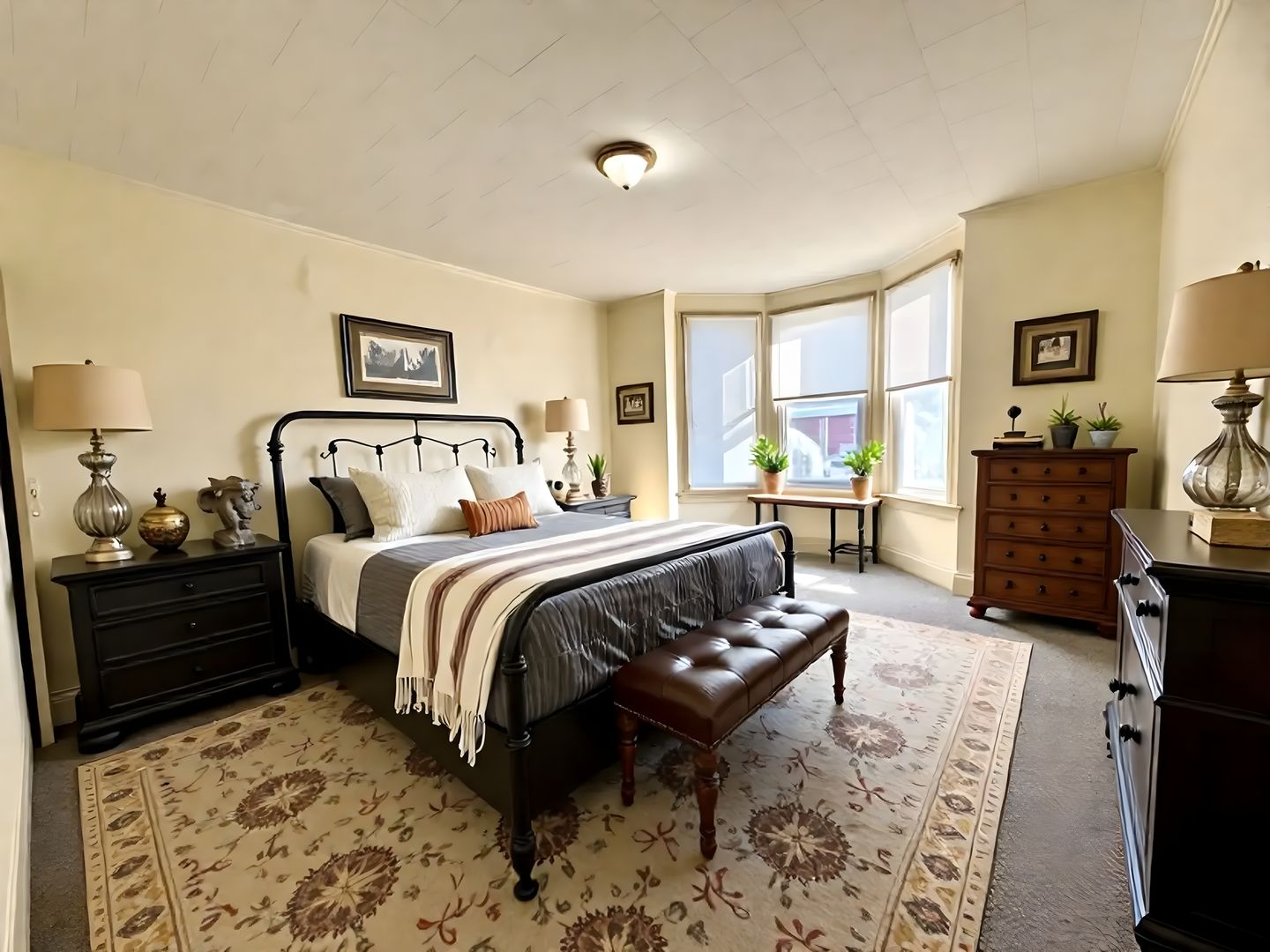 Harrisburg House: 2016 Swatara St