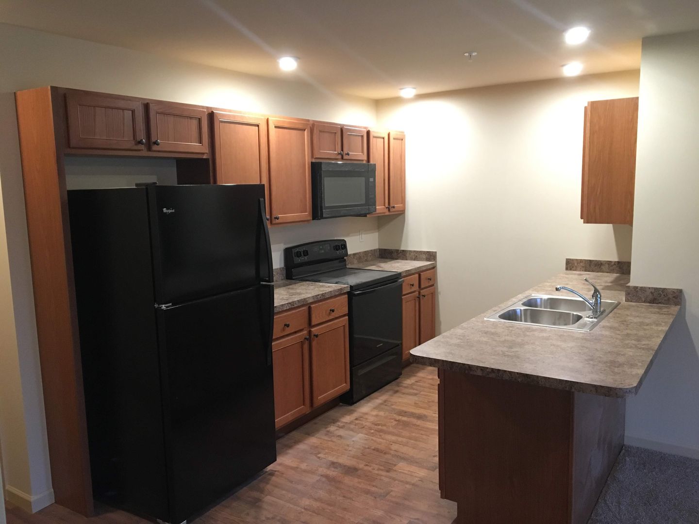 Mount Joy House: 305 Lakeside Crossing