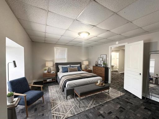 2 Bedroom 1.5 Bath w/ Bonus Room in York! – photo 1
