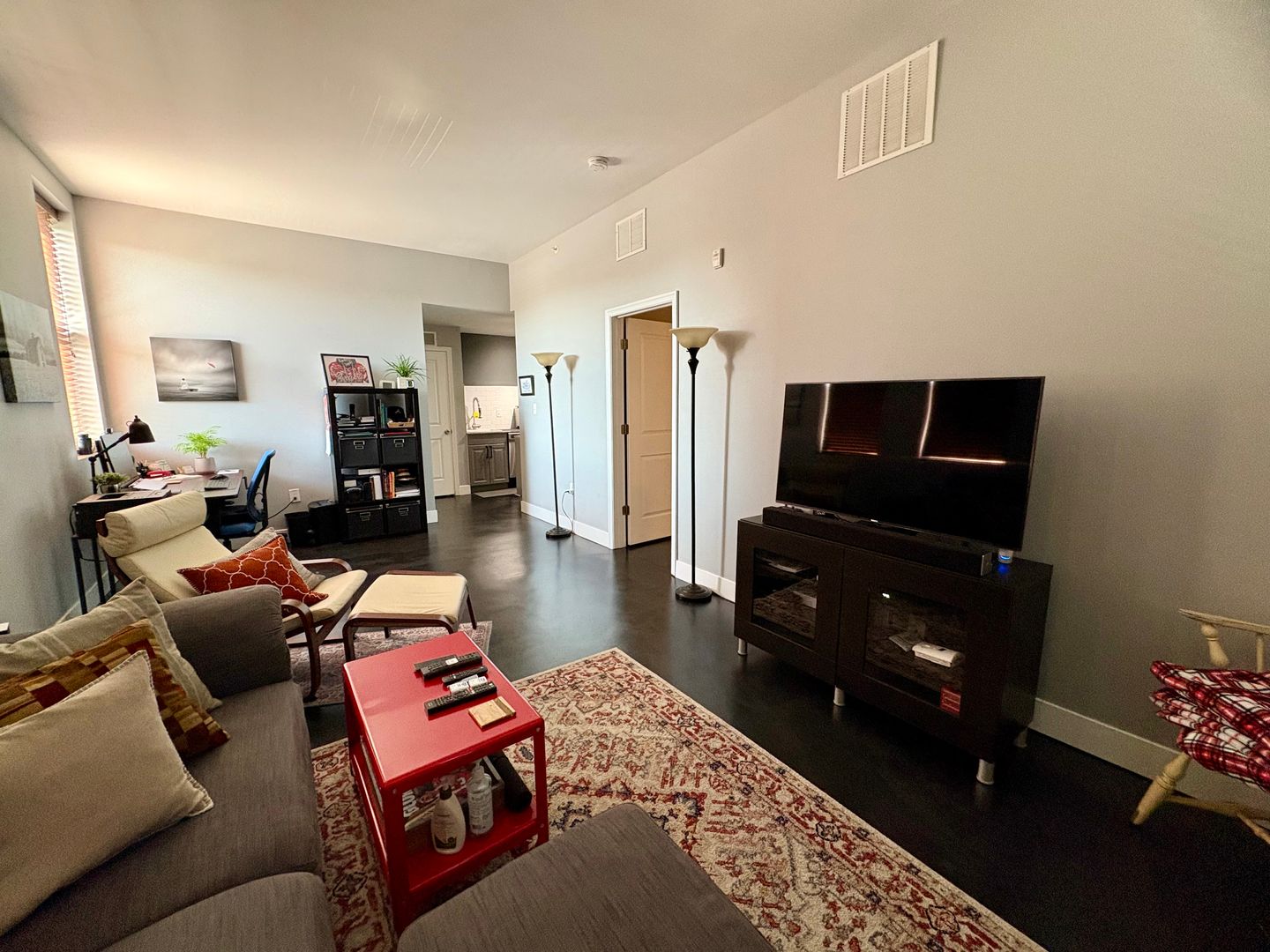 Lancaster Apartment: 560 S Prince Street