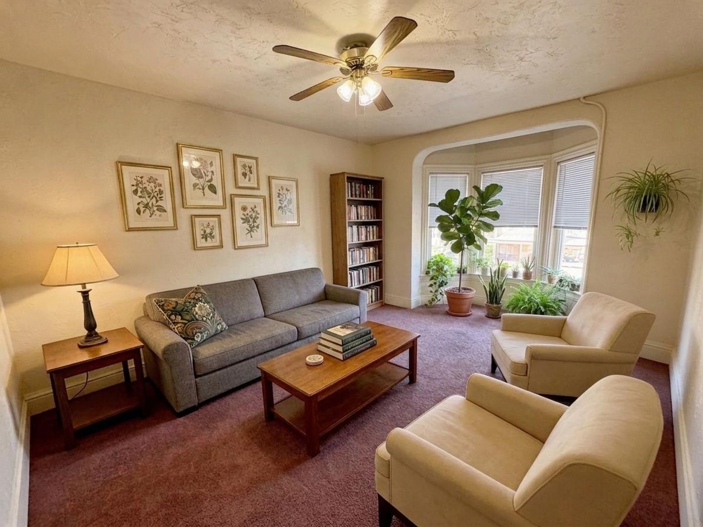 York Apartment: 118 S Richland Ave