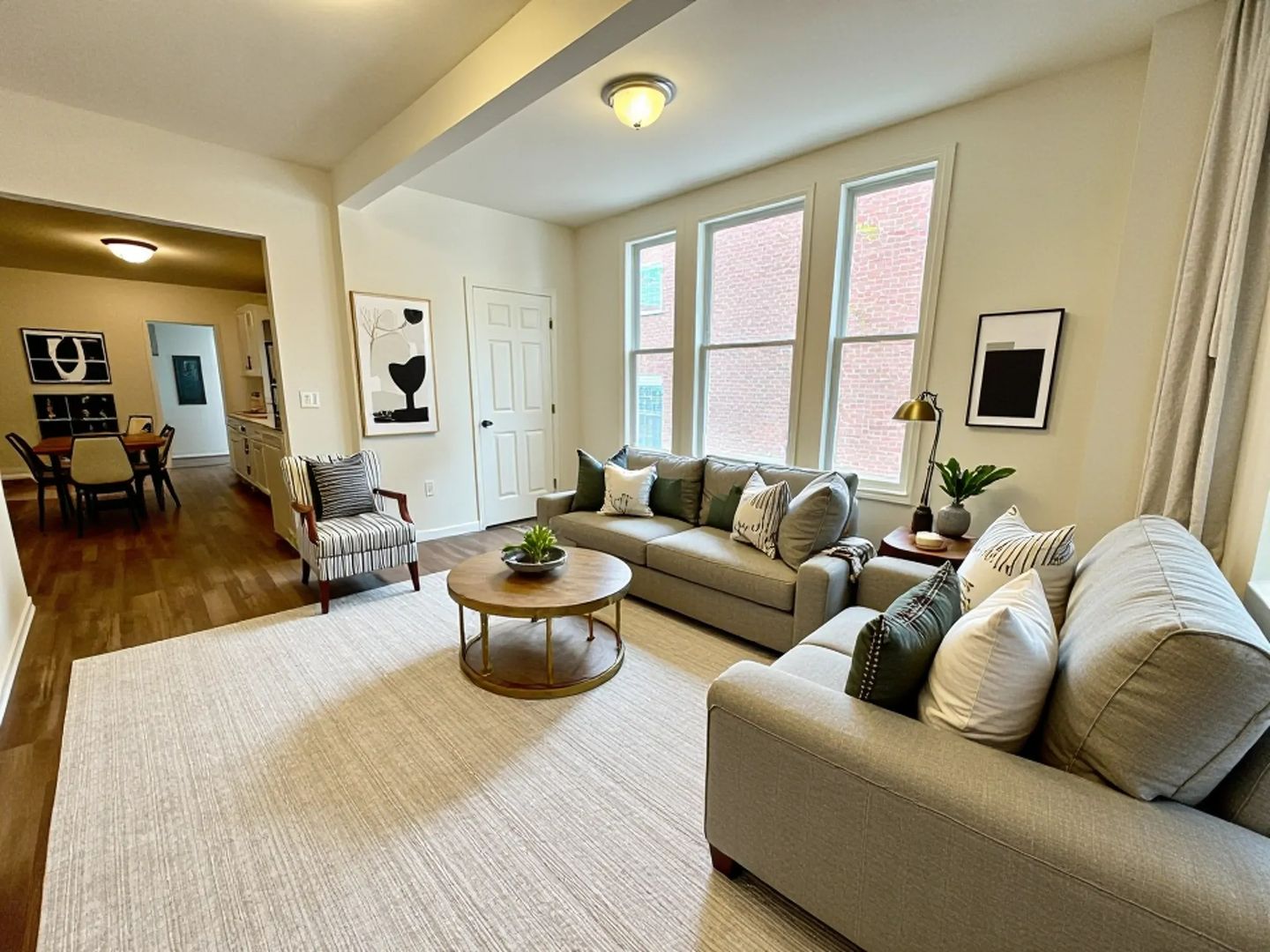 York Apartment: 133 W Maple St