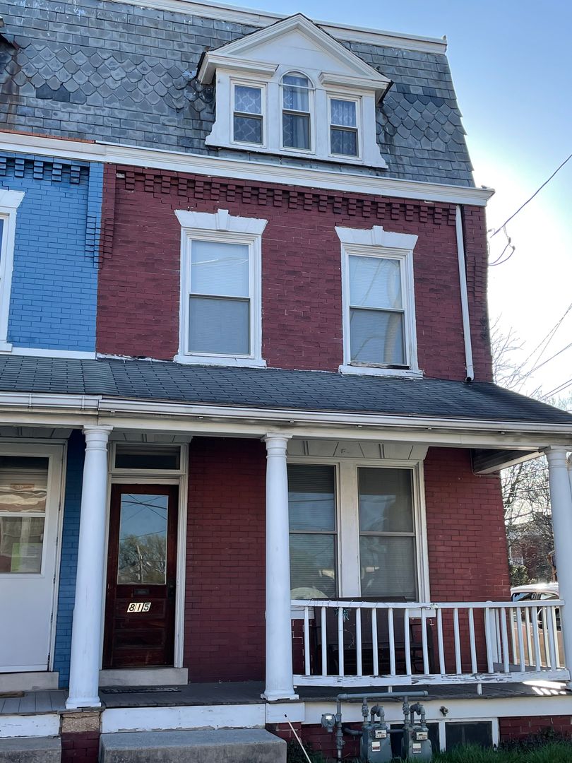 815 N Shippen Street