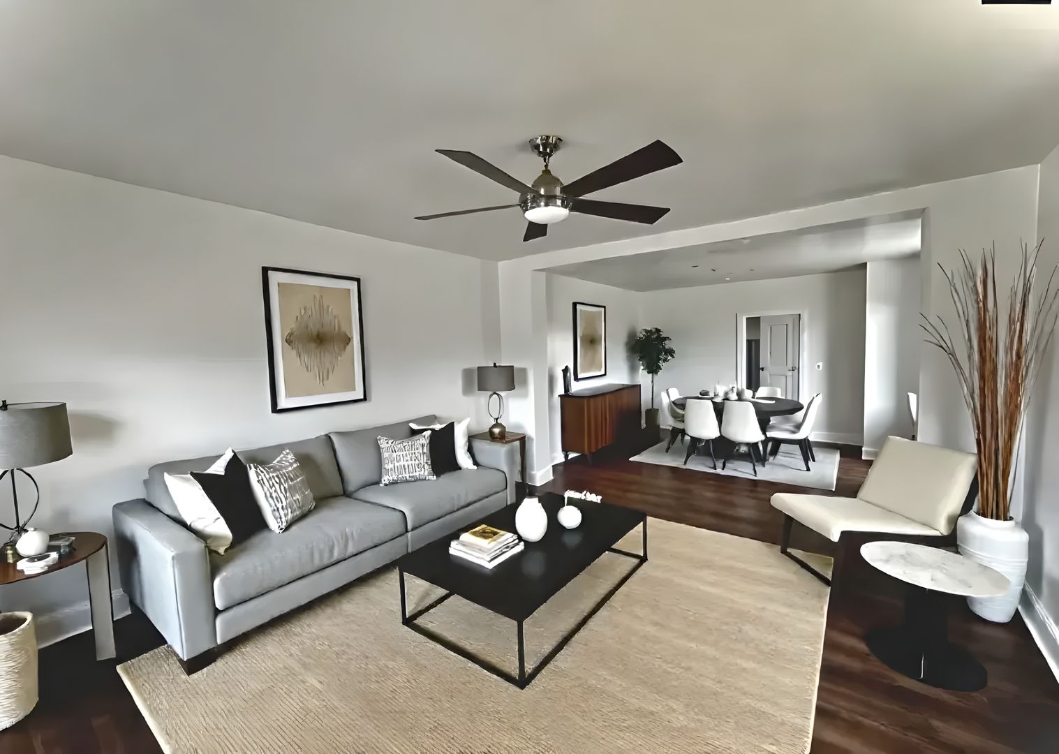 Elizabethtown Townhome: 752 S Hanover Street